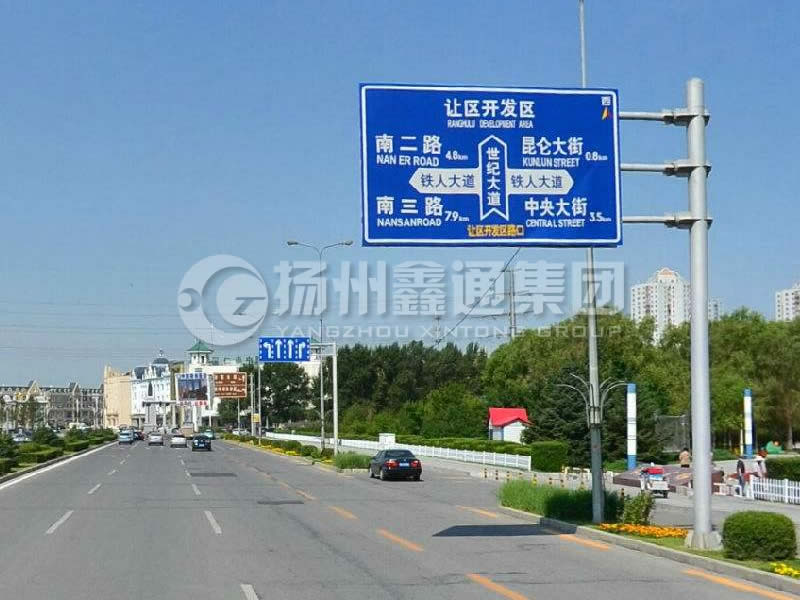 BZG-004，交通標(biāo)志桿，鍍鋅交通標(biāo)志桿