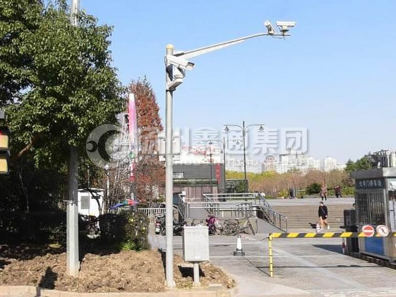 DJG-024，電子警察桿，治安監(jiān)控桿
