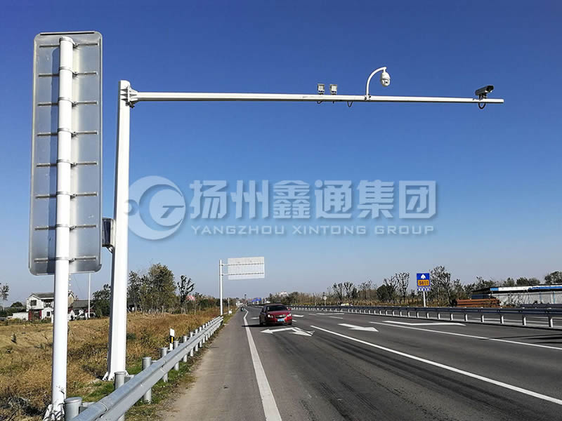 DJG-029，電子警察桿，流量監(jiān)測(cè)桿
