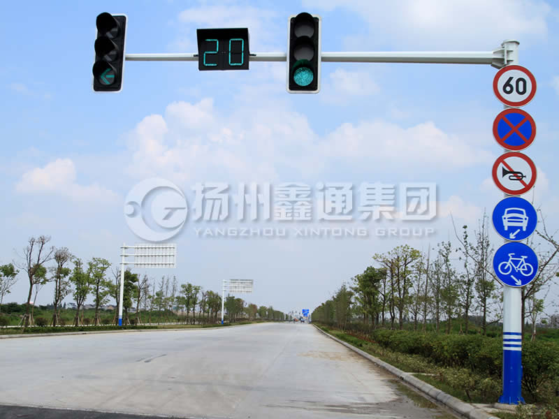 XHDG-036，八棱錐形信號(hào)燈桿