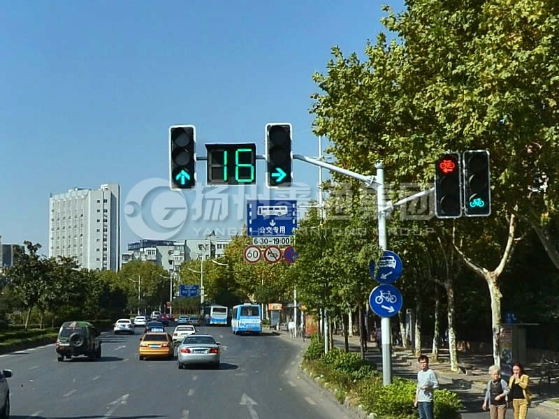 XHDG-039，燕翅信號(hào)燈桿，南京信號(hào)燈桿